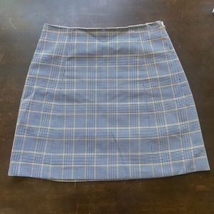 Aritzia Babaton light blue tartan mini skirt size 6